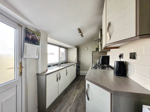 Kitchen- click for photo gallery